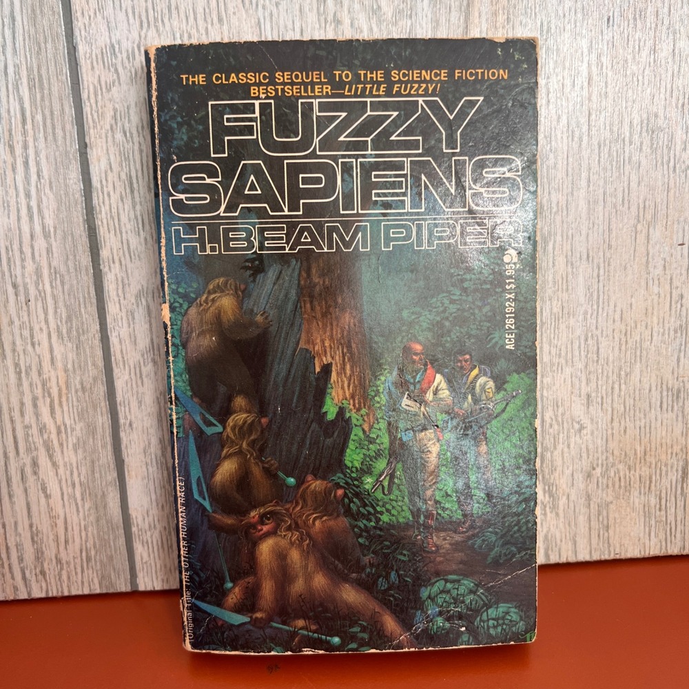 Fuzzy‎ Sapiens H Beam Piper Ace Books Vintage Sci-Fi Paperback 26192-X